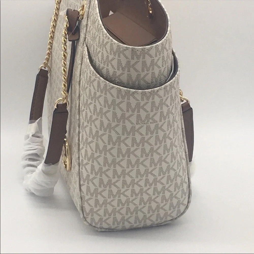 MICHAEL KORS LG CHAIN SHOULDER TOTE VANILLA